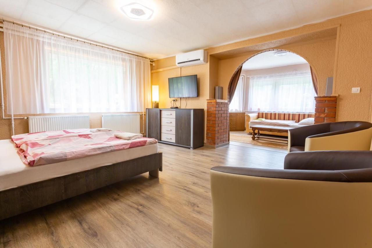 Visegrád Vendégház-Apartman Exterior foto